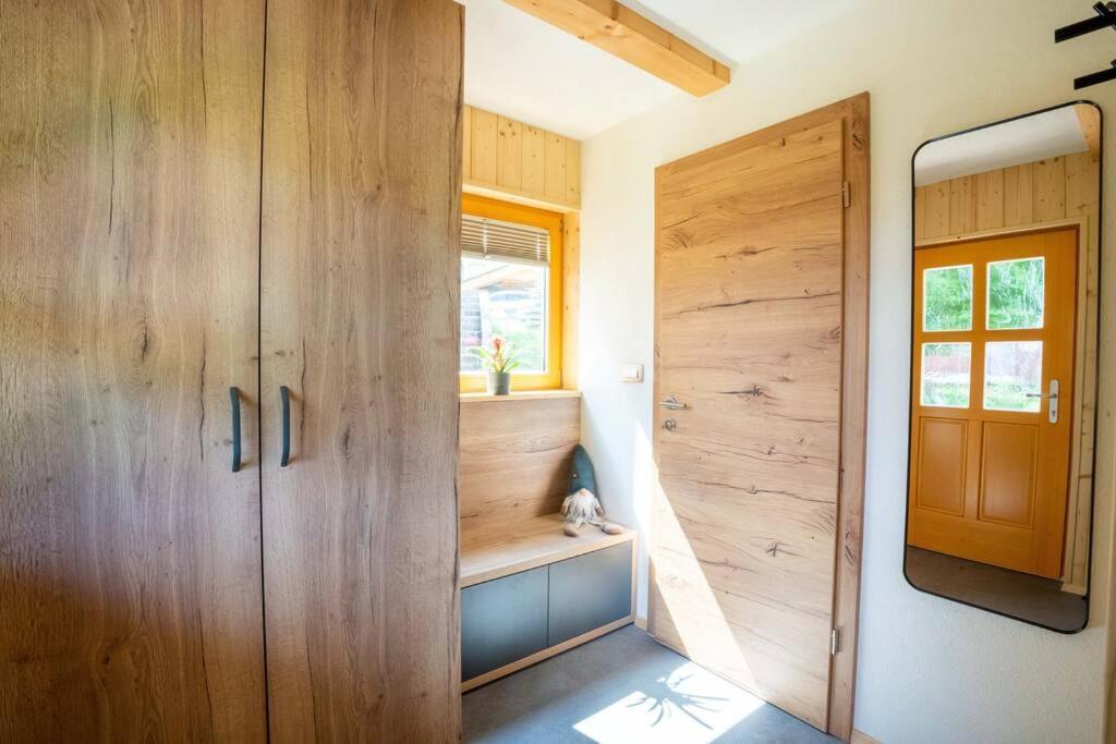Вилла A Nest Under The Karawanks Жировница Экстерьер фото